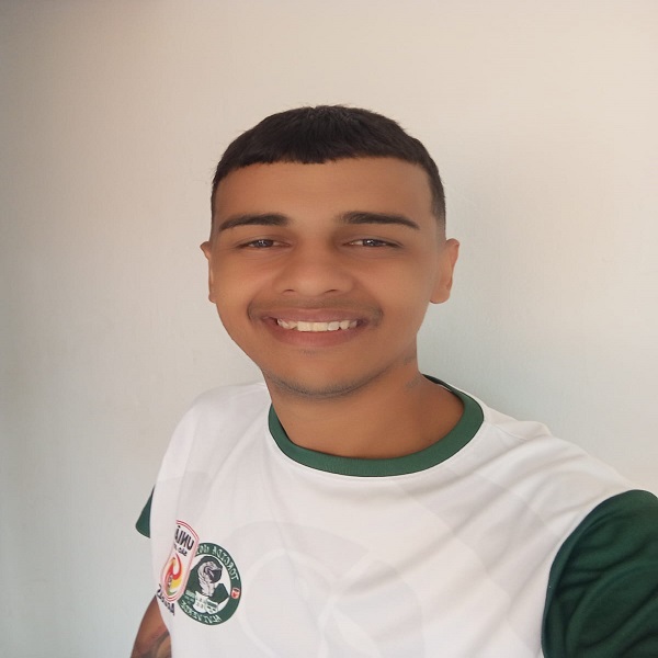 APRESENTADOR GI RODRIGUES